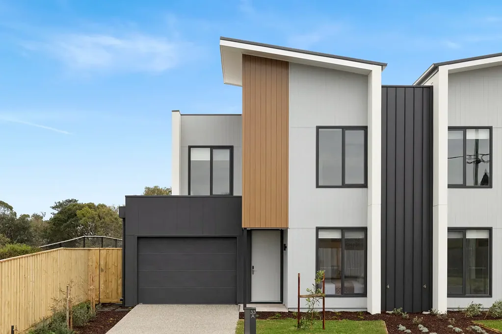 Aspendale 4Zimmer The Beach Beckons - Move in for Summer