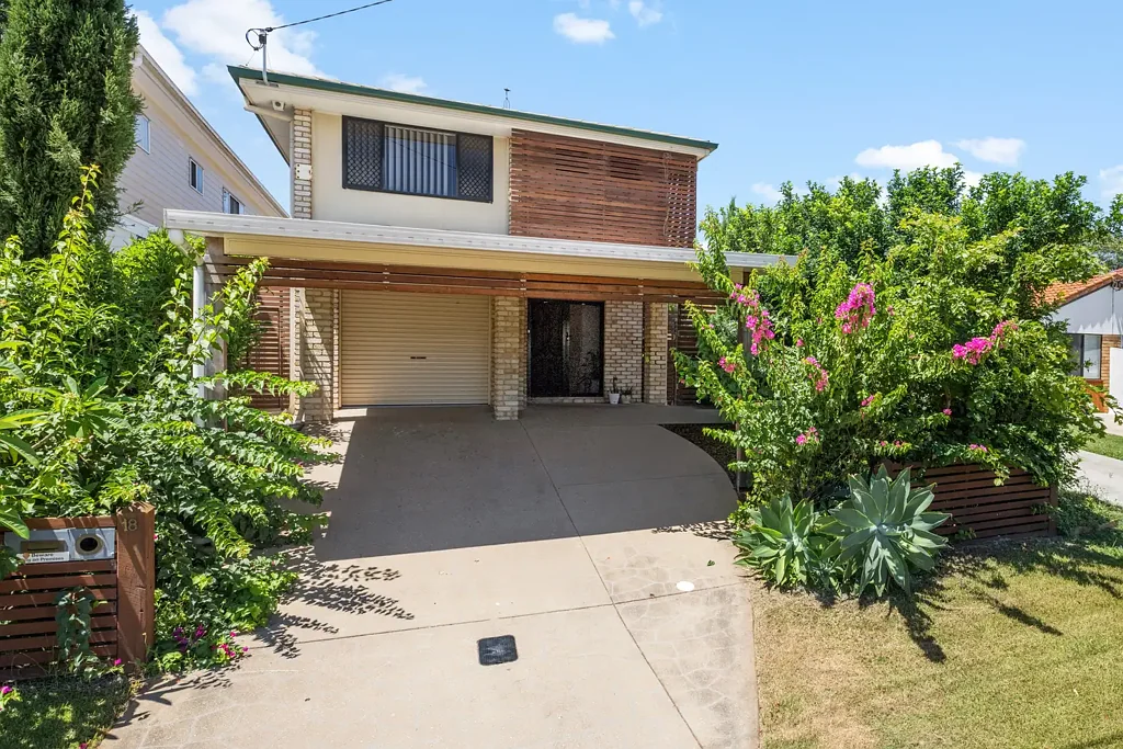 18 McCurley Street, Wynnum West, QLD 4178