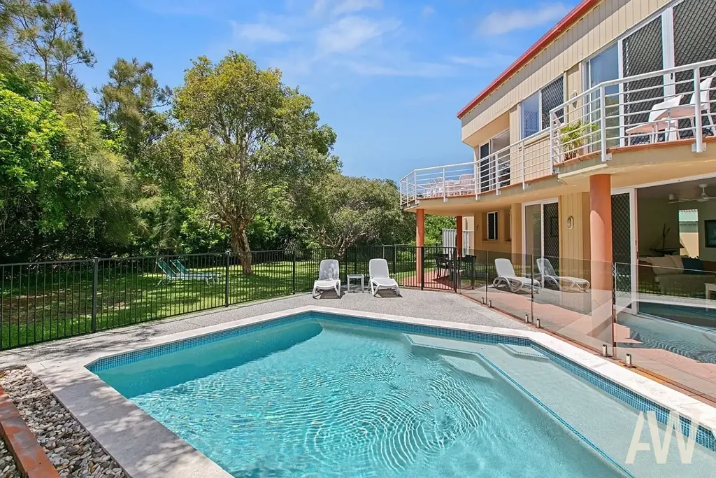 109 Oceanic Drive, Warana, QLD 4575