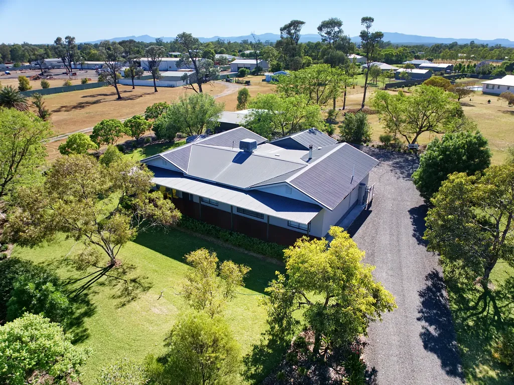 Narrabri 4Moenga Attractive Family Home On Private Acreage