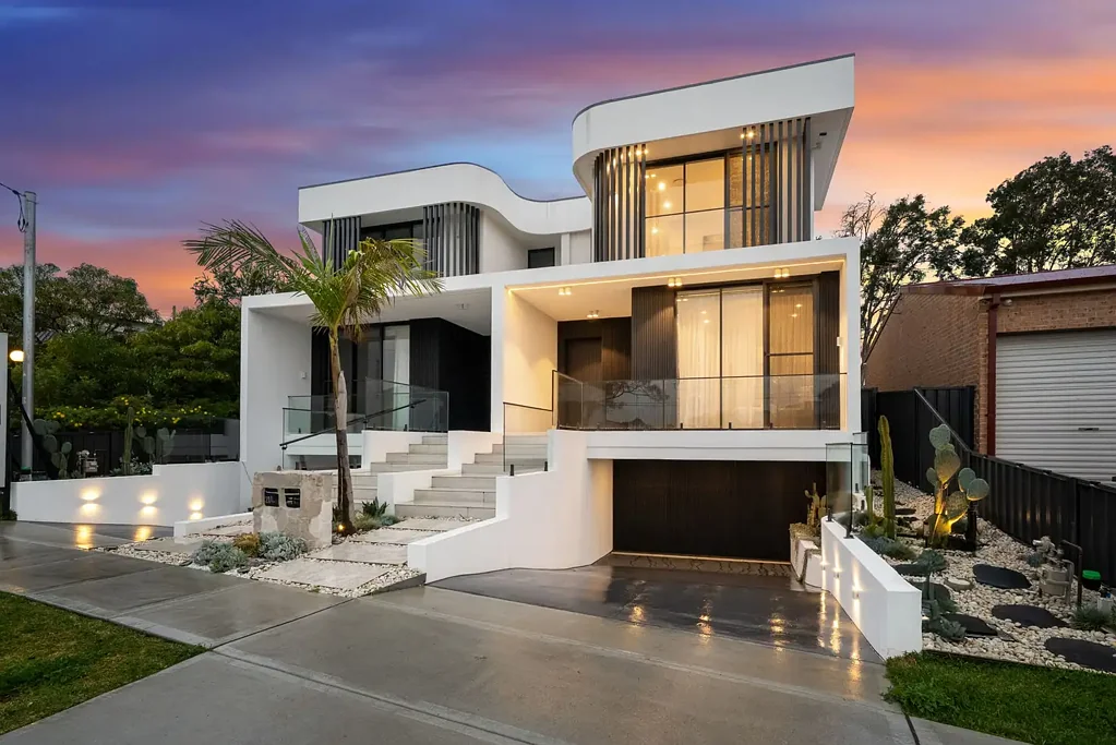 Ryde 5Kwarto Three Levels of Refined Family Luxury