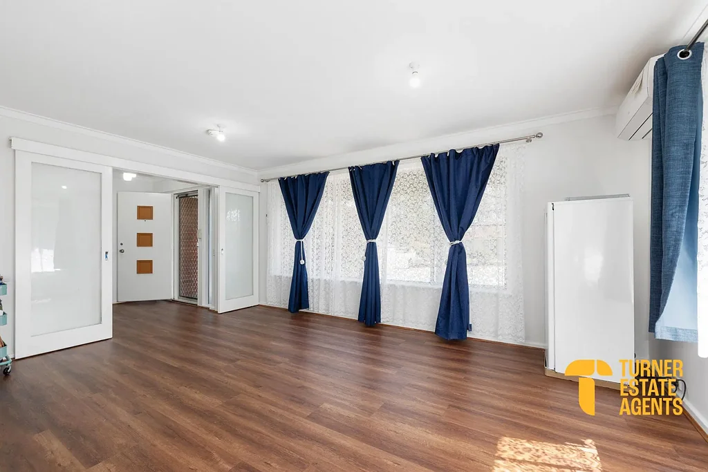 Swan View 4Phòng ngủ Family Comfort, Outdoor Living & Potential in a Sought-After Location