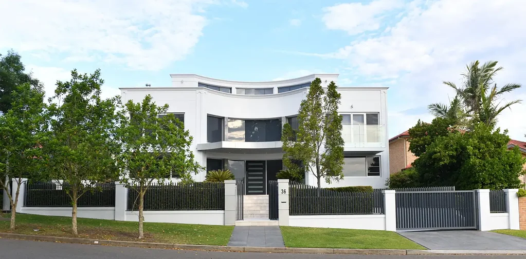 Absolutely rare 100 square luxury modern living
