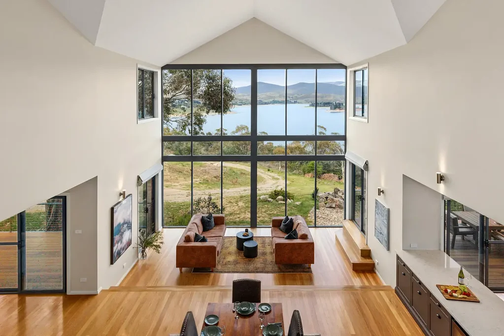 10 Tulong Close, East Jindabyne, NSW 2627