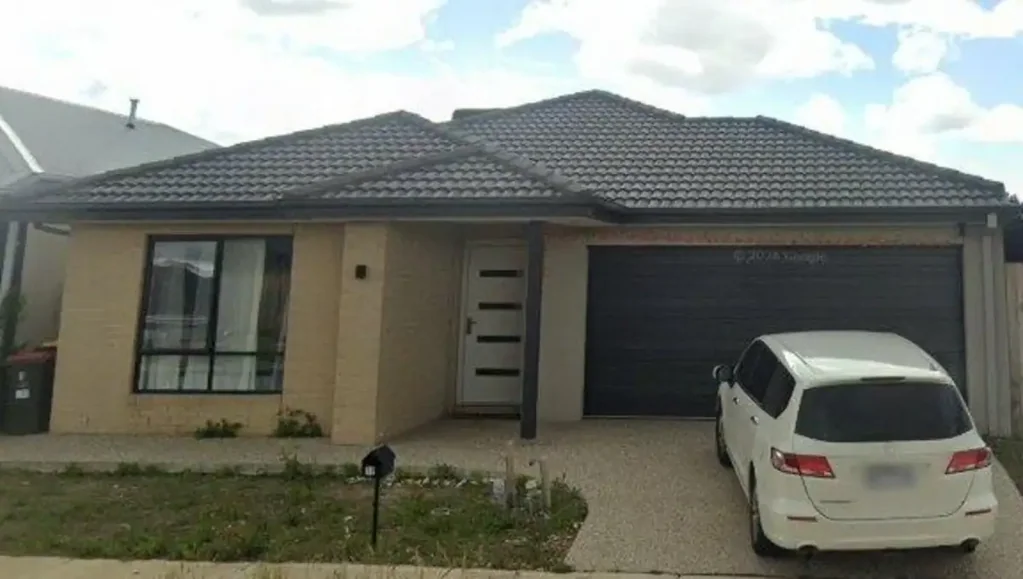 Stylish and Spacious 4-Bedroom Family Retreat in Clyde