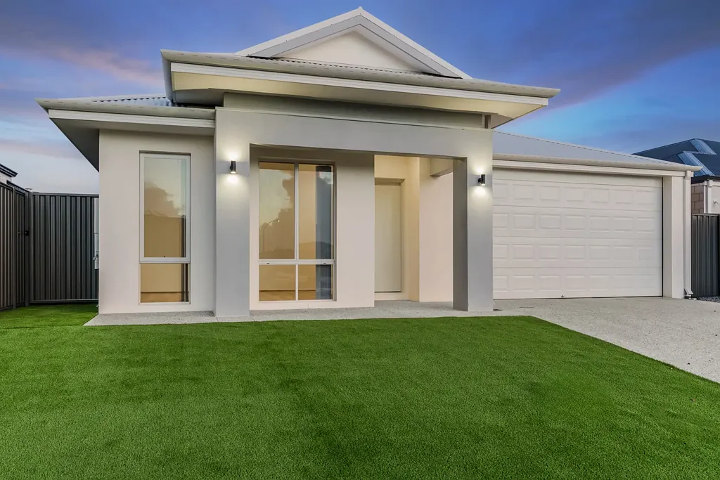 Southern River 4 Bedroom Sytlish home in a convenient location