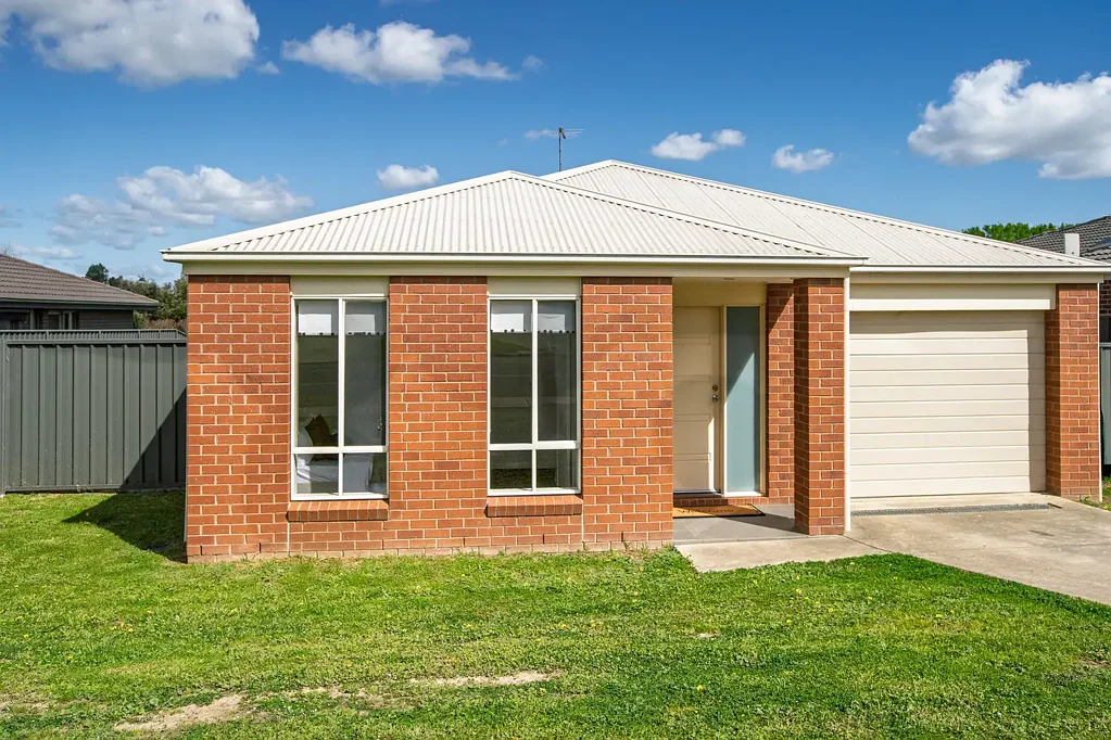 Lavington 3Zimmer Easy-Care Living On A Generous Block