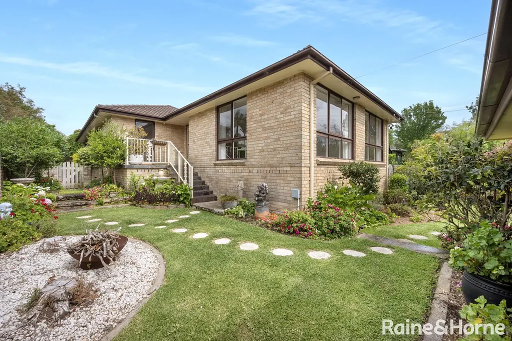 6 Walsh Crescent, North Nowra, NSW 2541