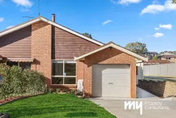 2/102 Chasselas Avenue, Eschol Park