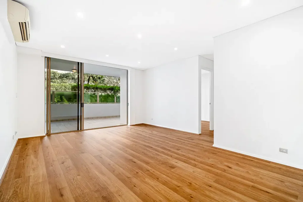 Freshly Painted with Brand new floorboards 2 Bedroom  Apartment in Waterloo For Lease