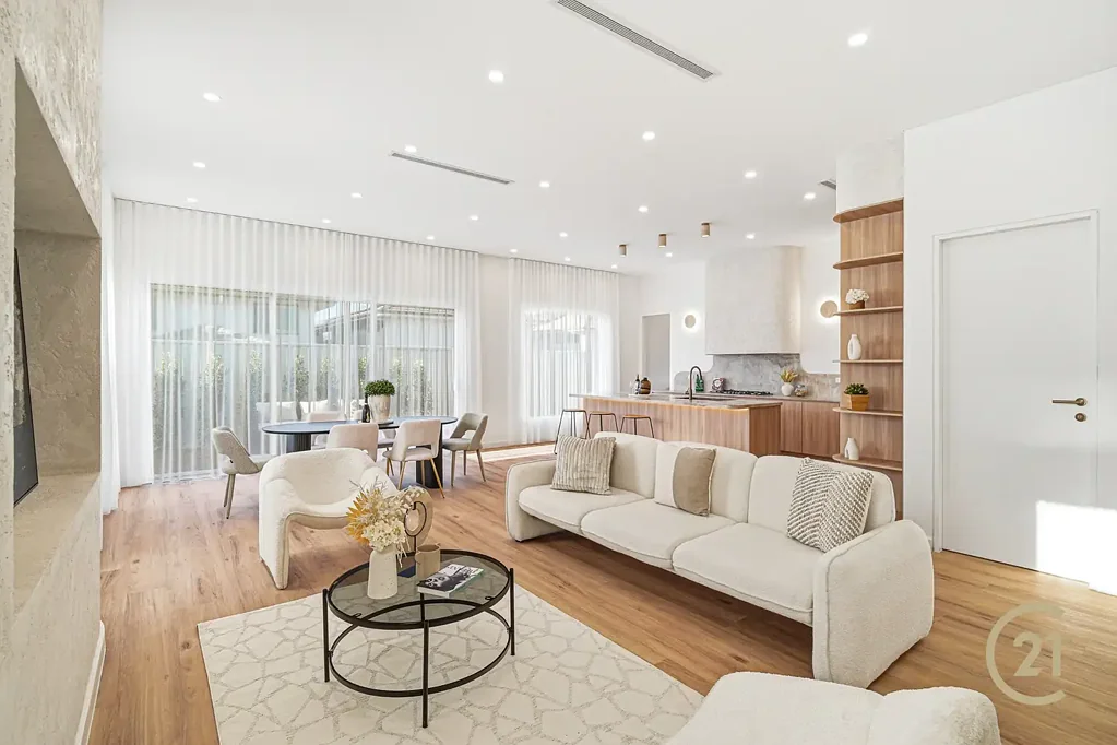 Box Hill 5Moenga Grand Luxury with Resort-Style Living