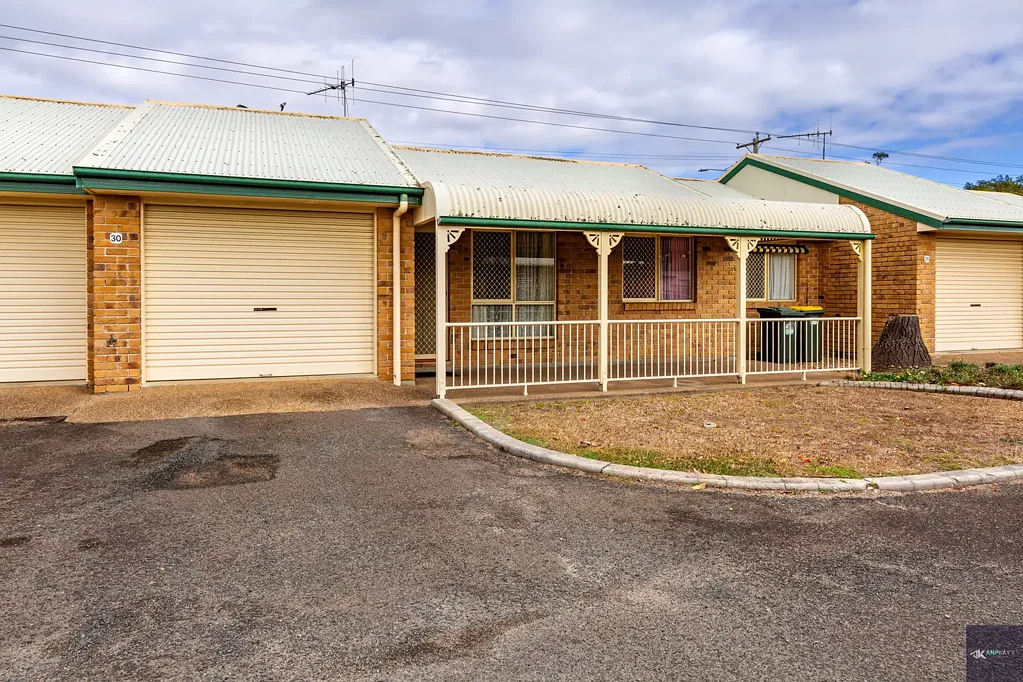 Avenell Heights 2房  UNIT IN A GREAT LOCATION IN A GATED COMPLEX WITH TENANT IN PLACE TILL JUNE 2027