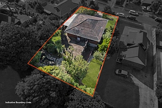 18 Mark Edward Drive, Half Moon Bay, Manukau City