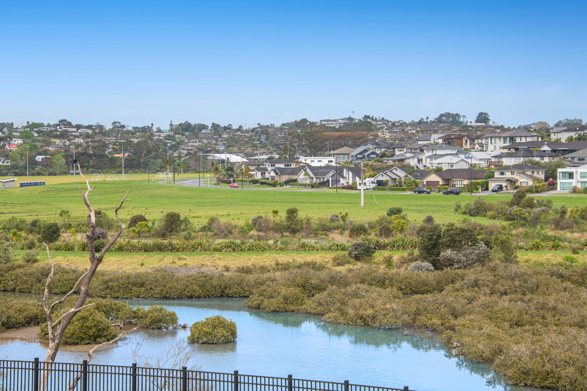 140 Arran Point Parade, Orewa, photo 15