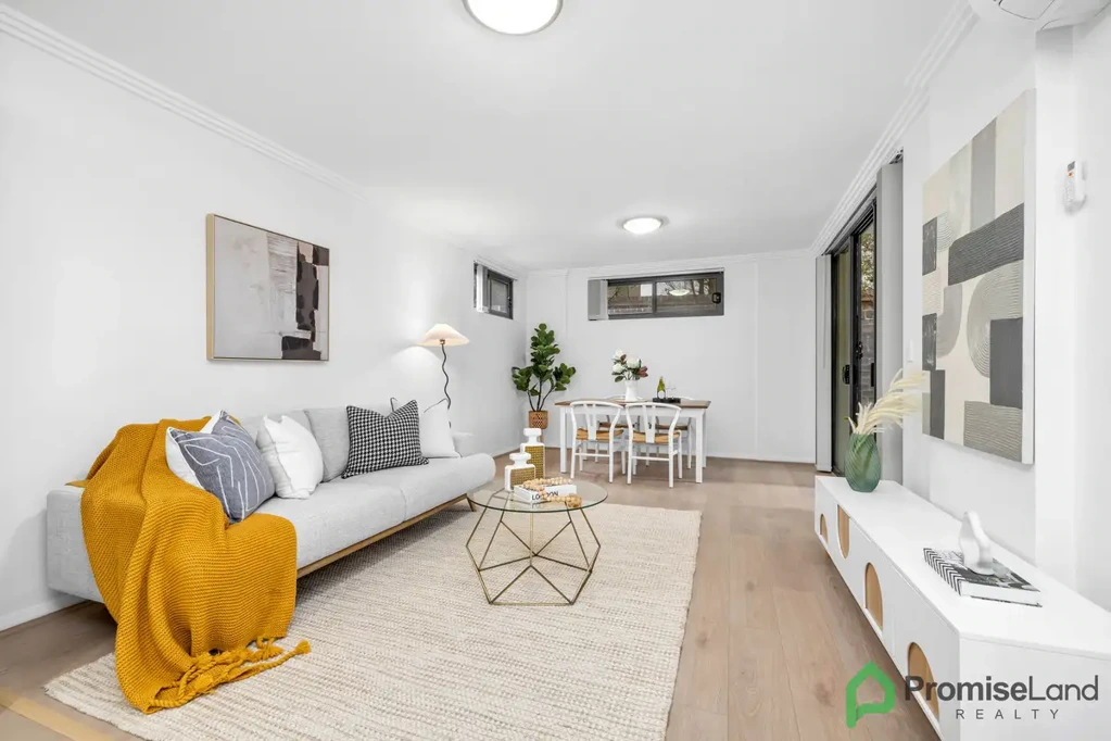 Carlingford 1 Bedroom Oversized One-Bedroom Apartment with Huge Study/2nd Bedroom & Courtyard Entertaining