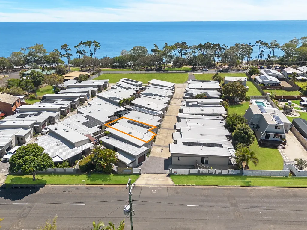 4/138 Cypress St, Urangan, QLD 4655