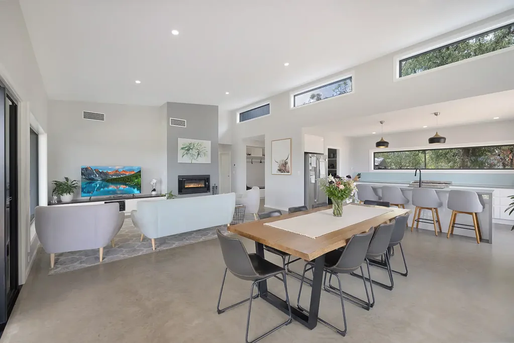 Mudgee Bushland Masterpiece with Views