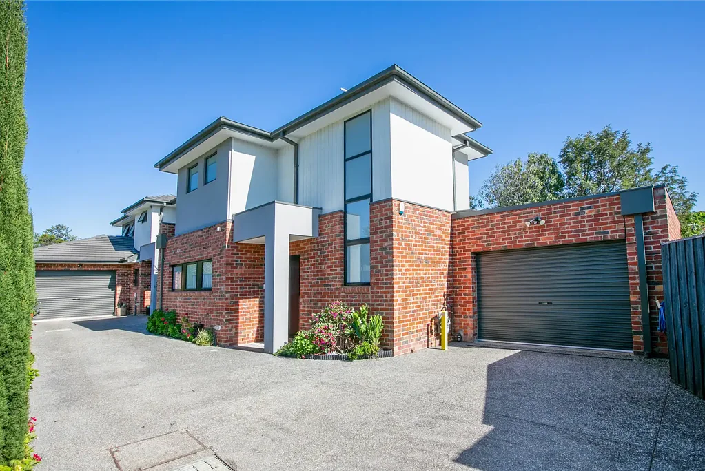 2/79 Winter Crescent, Reservoir, VIC 3073
