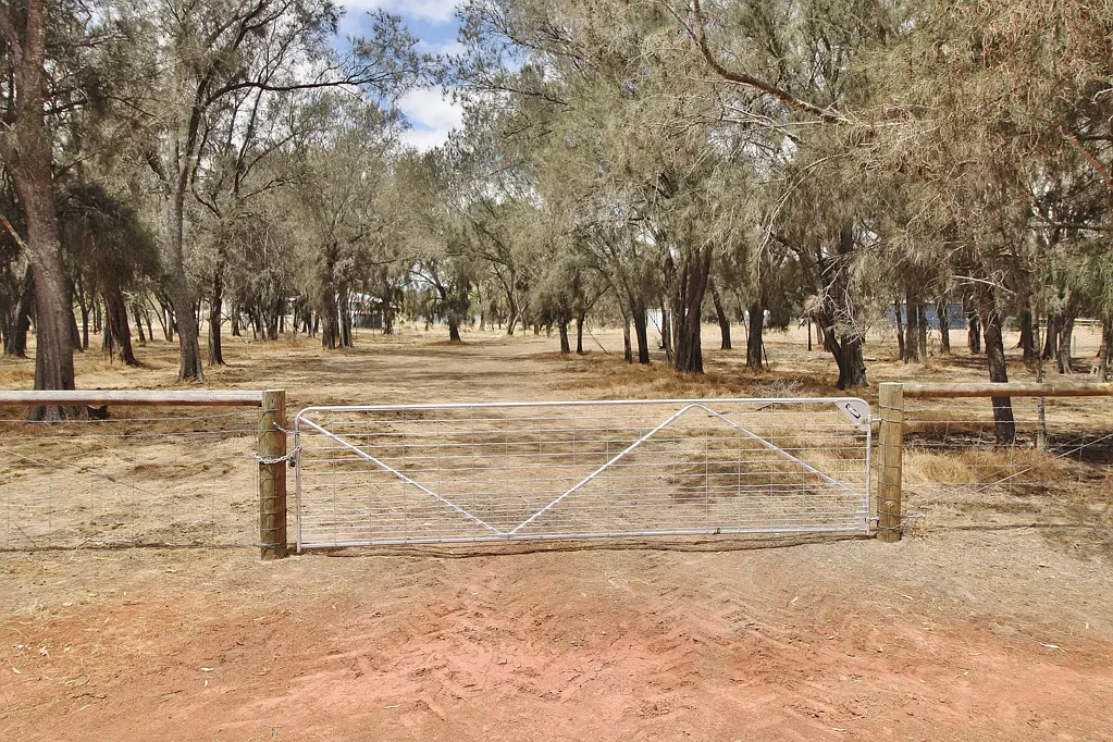 17 QUARTERMAINE ROAD, Woodanilling, WA 6316