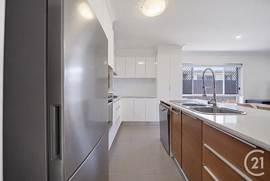 9 Hyperno Close, Raceview, QLD 4305, 4房, 2浴, House
