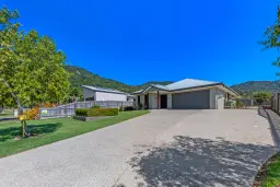 10 Twin Creek Court, Cannonvale