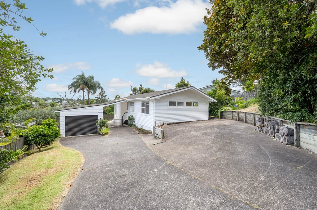 13 Acacia Road, Torbay, North Shore City