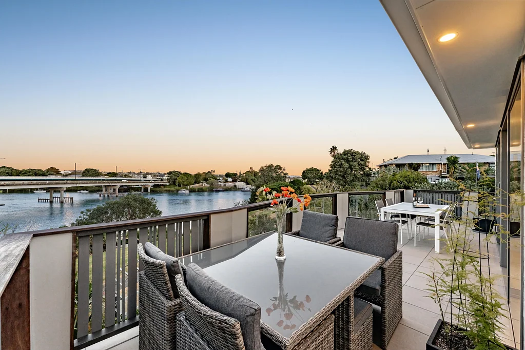 Mount Wellington 3 Bedroom Exquisite Water Views | Upscale Living
