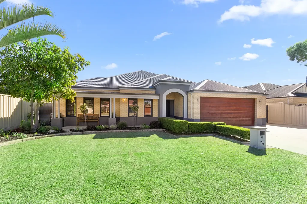 294 Tapper Road, Atwell, WA 6164