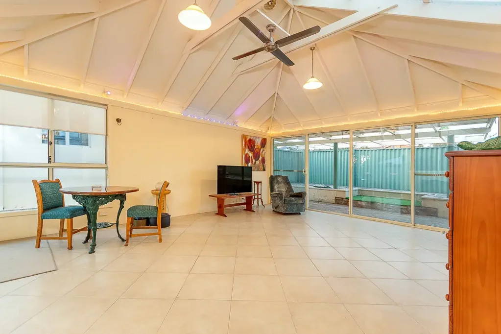 Hamersley 3房  Under Offer by Ben Barber