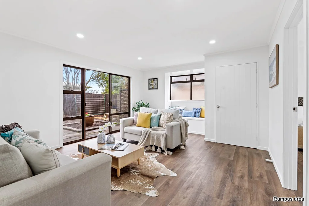 Totara Vale 3બેડરૂમ Enquiries over $1,049,000