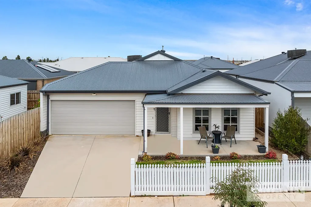 Eynesbury 4Kwarto FOR A PRIVATE VIEWING, CALL OR MESSAGE LENKA ON 0419 970 923