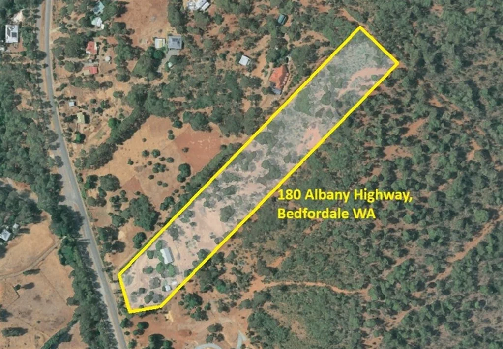 Bedfordale 3غرفة نوم Well located acreage block with Stunning Views