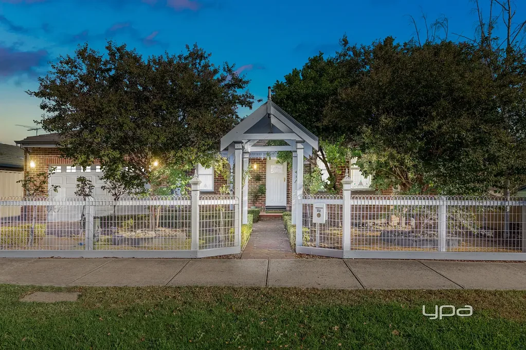 22 Tormorvey Avenue, Hillside, VIC 3037