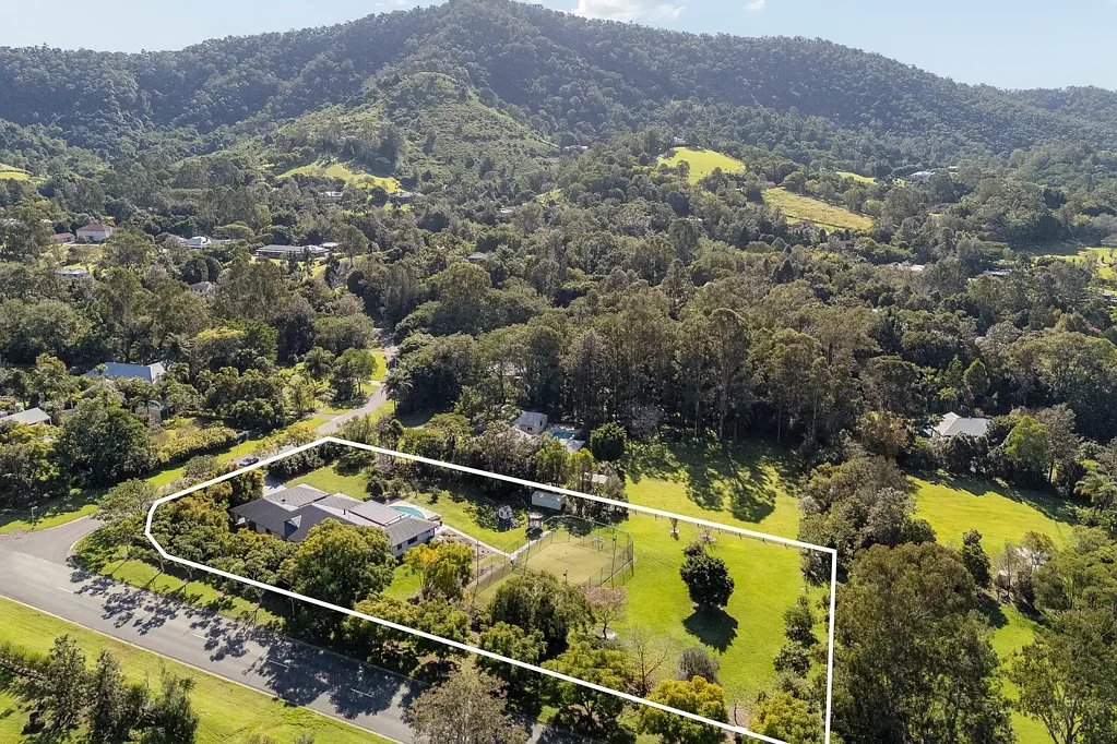 Samford Valley 5ห้องนอน Acreage elegance with timeless charm and modern luxury