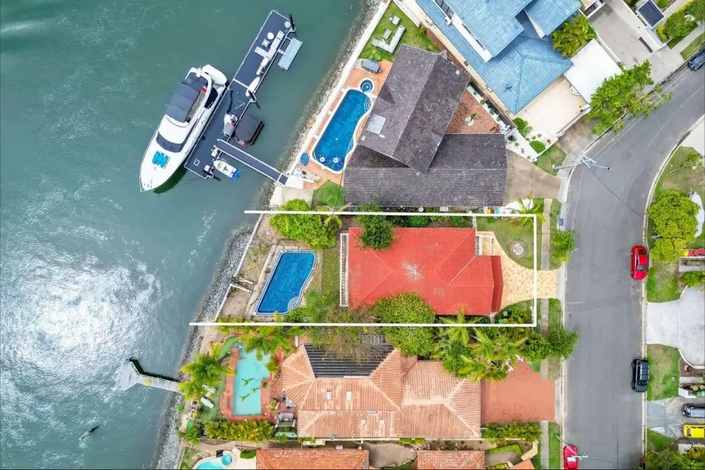 Surfers Paradise 4 Bedroom Blue-Chip Main River Opportunity - Renovate, Rebuild or Reimagine