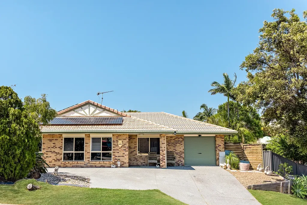 Banora Point 3部屋 Modern living with room to grow