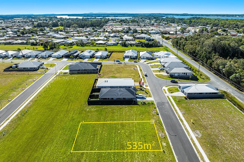 99 Kohler Drive, Yamba, NSW 2464