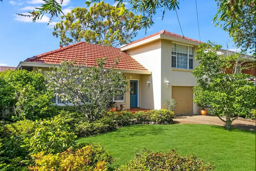 Spacious Family Home in a Peaceful Blakehurst Location