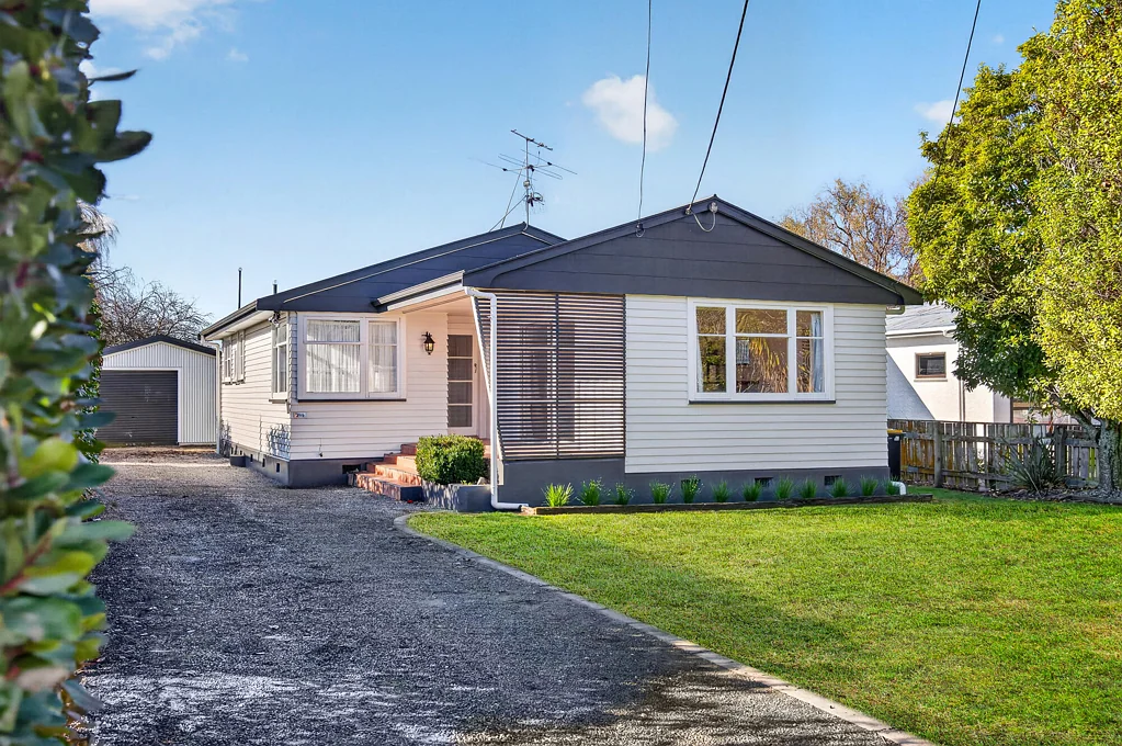 Masterton 3Phòng ngủ Fresh, Neat & Move In Ready - BEO $499,000