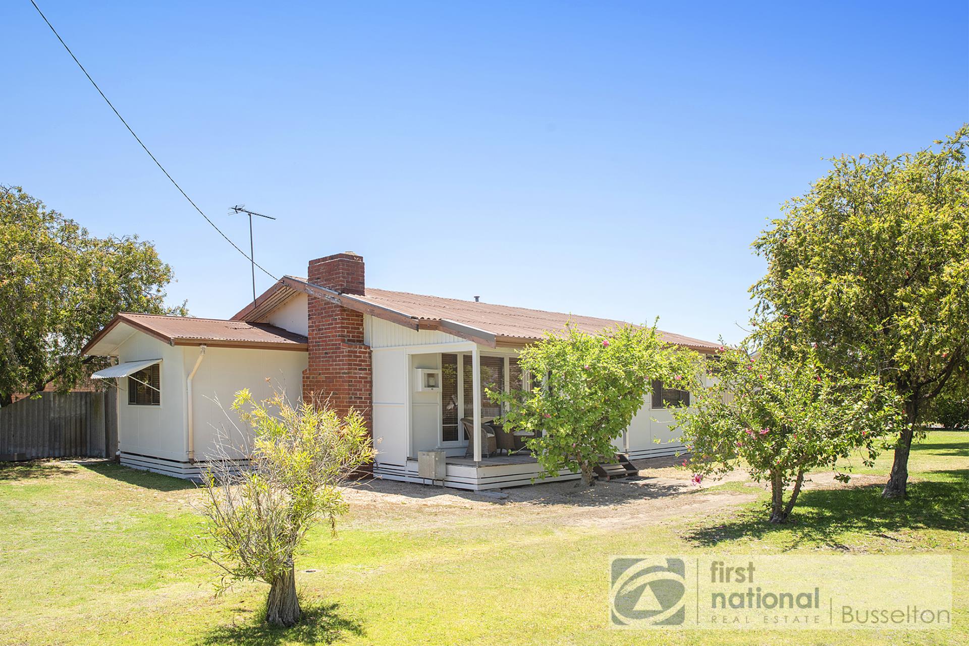 15 SOUTH ST, WEST BUSSELTON WA 6280, 0 રૂમ, 0 બાથરૂમ, House