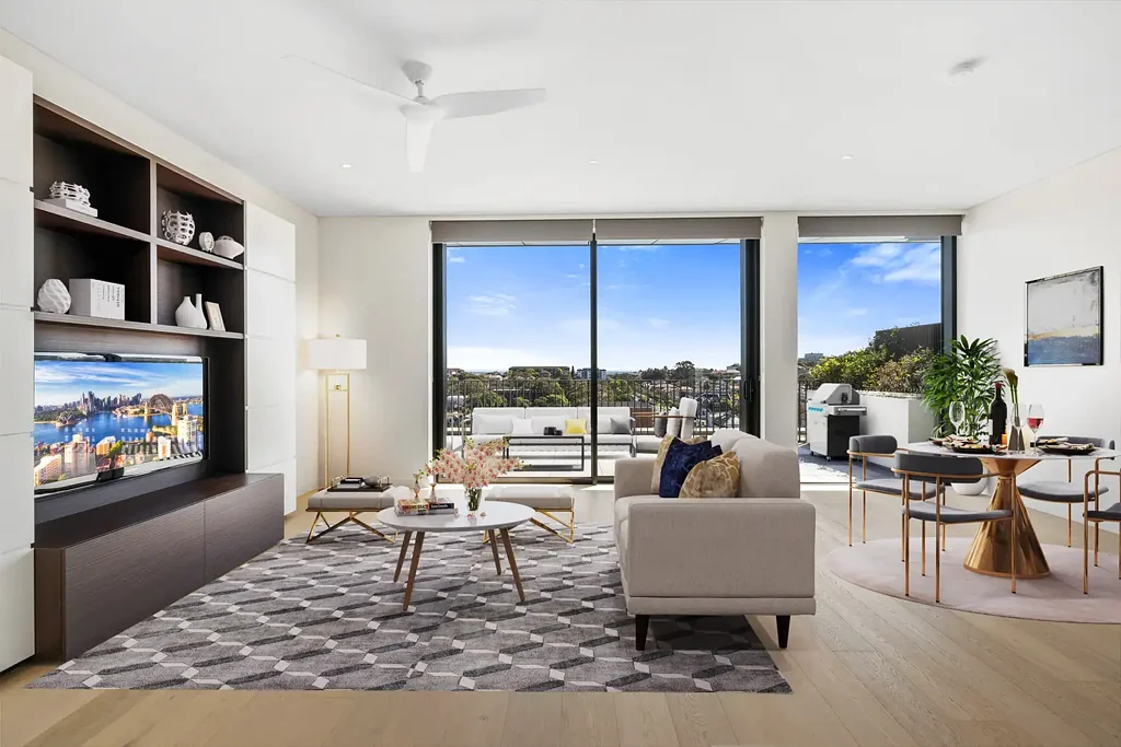 Luxurious Sundrenched Apartment With Huge Terrace