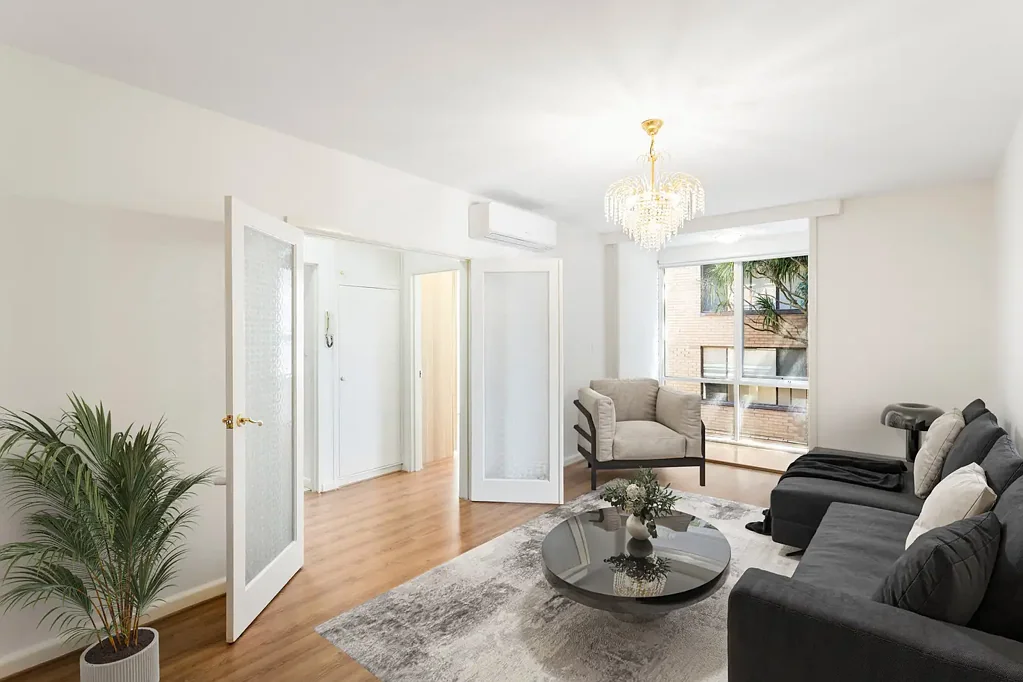 Sizeable first floor apartment moments from the village