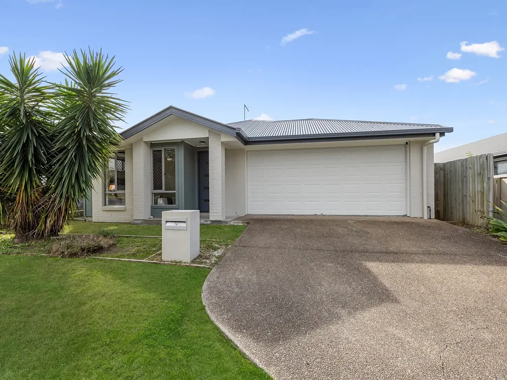 16 Magpie Crescent, Redbank Plains, QLD 4301