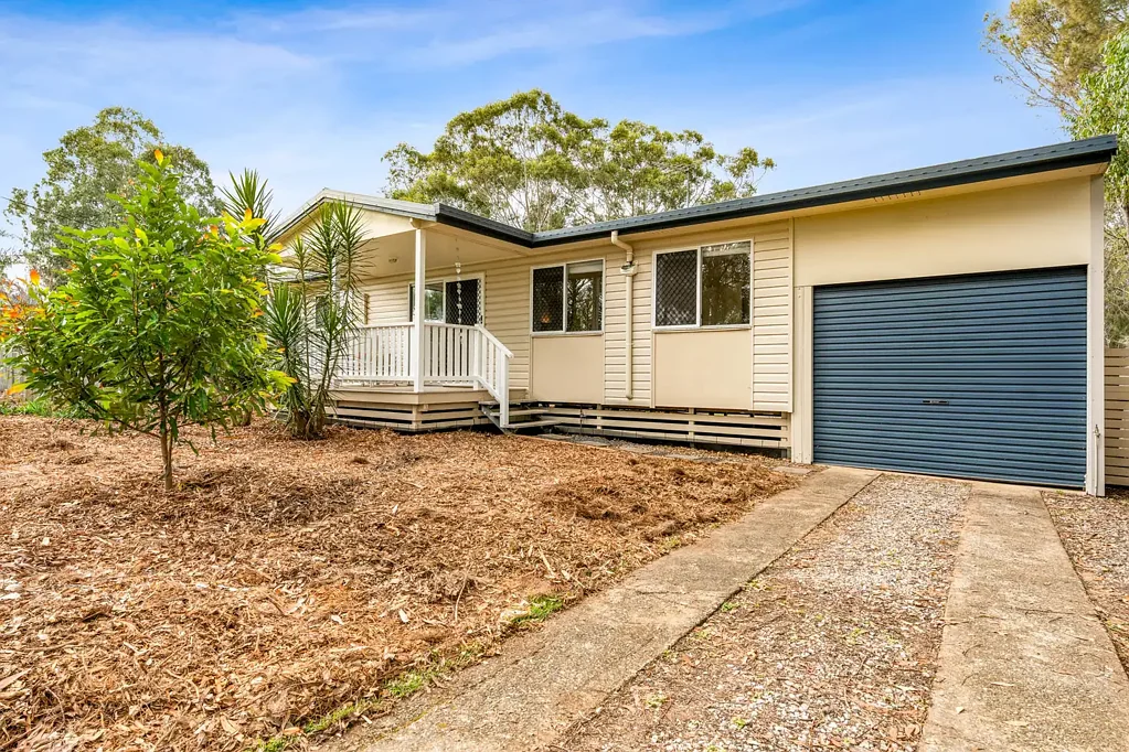 Russell Island 3 Bedroom A lifestyle home in a great location.