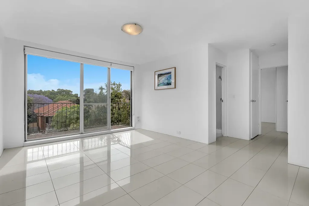 Well Presented, Great Location