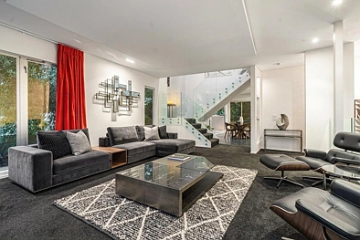 Spacious Living with Ocean Views