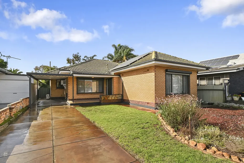 Birkenhead 3બેડરૂમ Solid Brick Family Home between the River and Beach