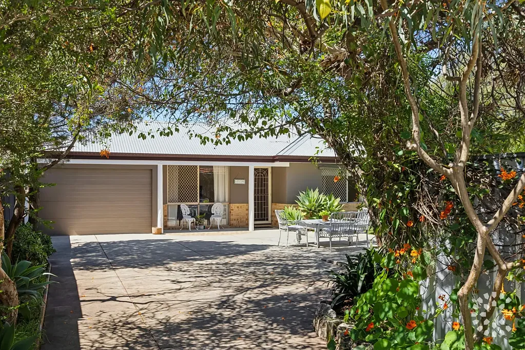 37A Nicholas Crescent, Hilton, WA 6163
