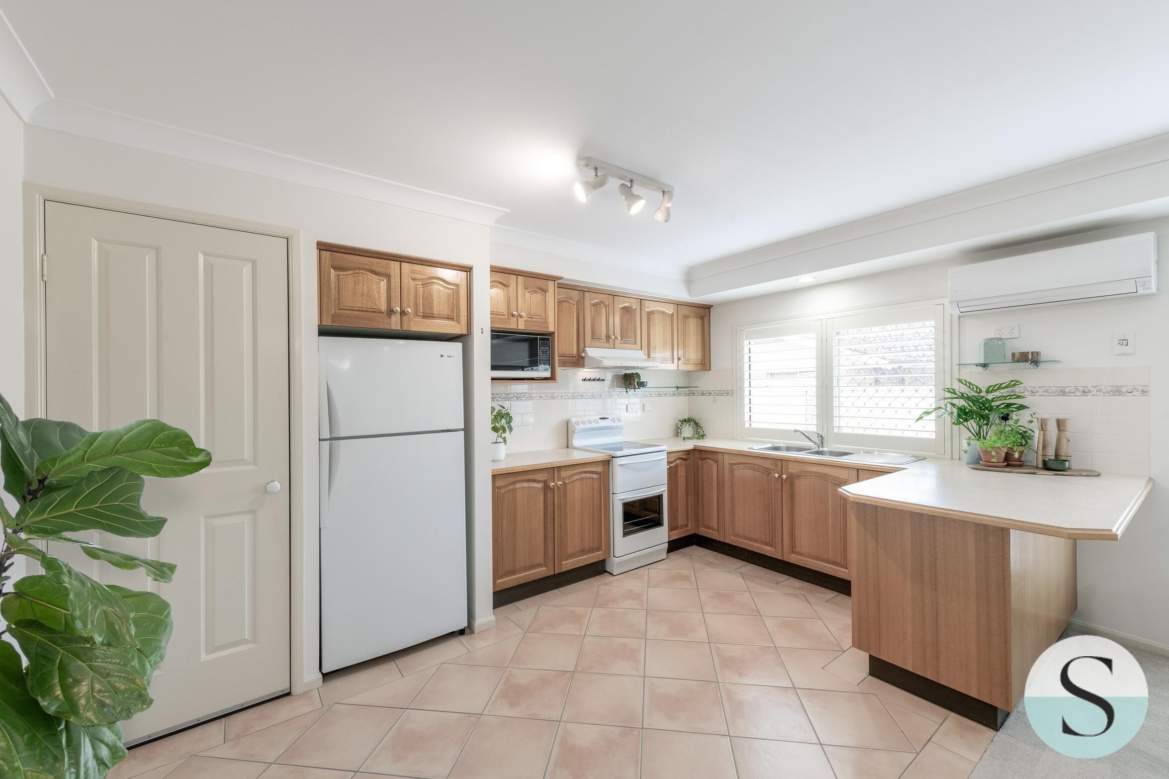 UNIT 2 13 WALLACE ST, SWANSEA NSW 2281, 0 Schlafzimmer, 0 Badezimmer, House