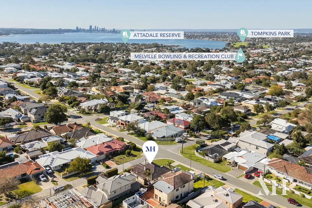 Melville 2房  Elevated Corner Position. Northern Aspect. River & City Views.